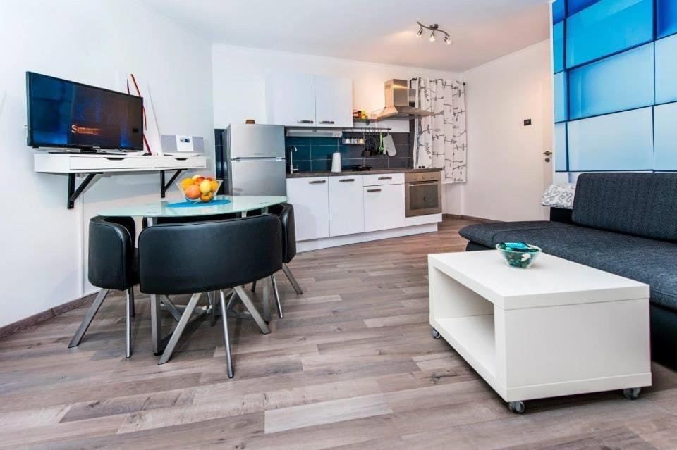 Apartman Puzzle Ρόβινι Εξωτερικό φωτογραφία